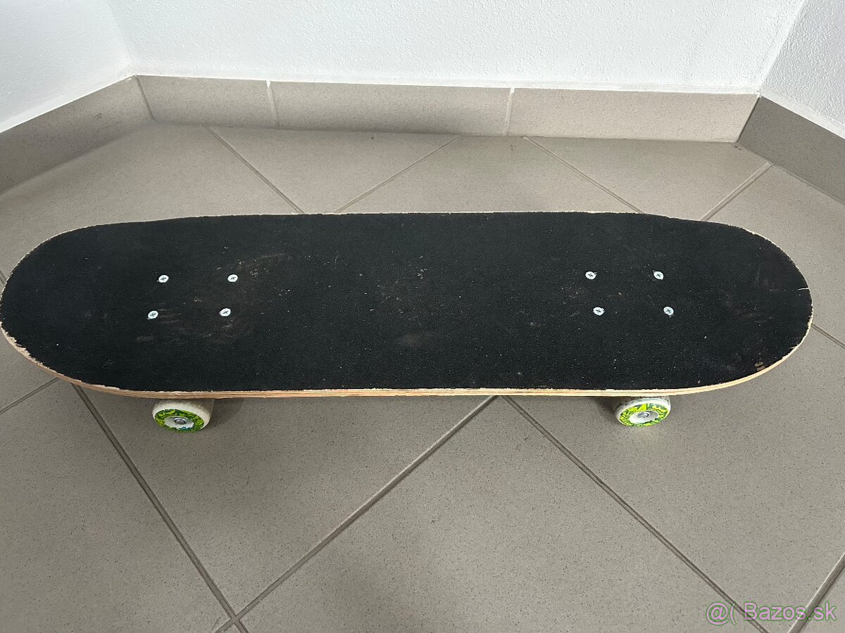 Skateboard