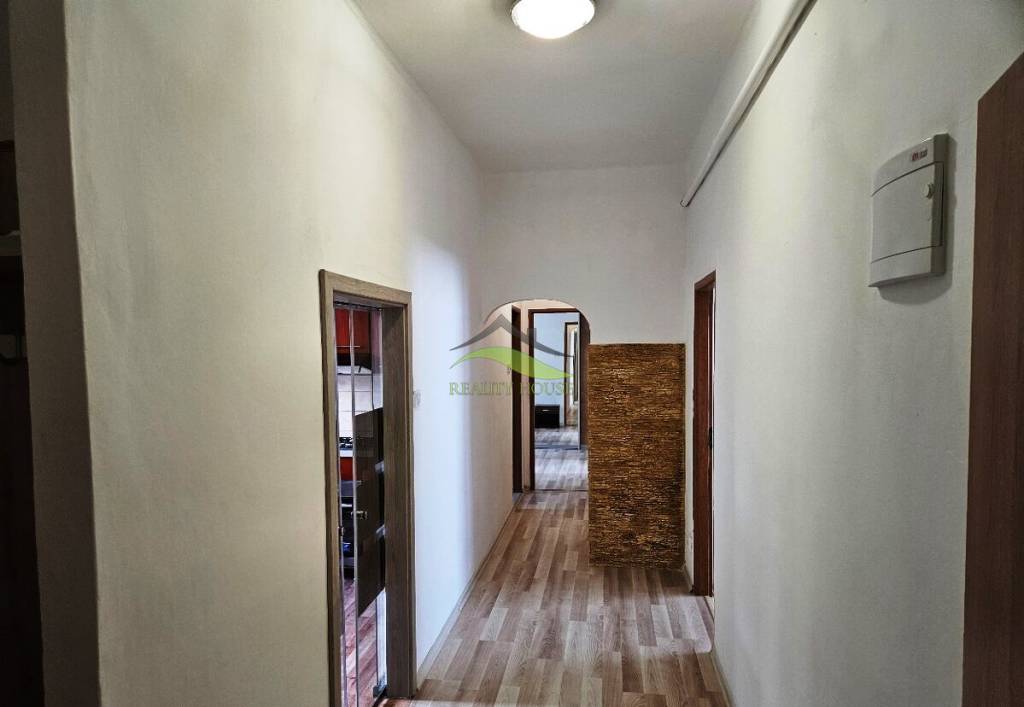 Staromestský typ BYTU na Námestí v Michalovciach.