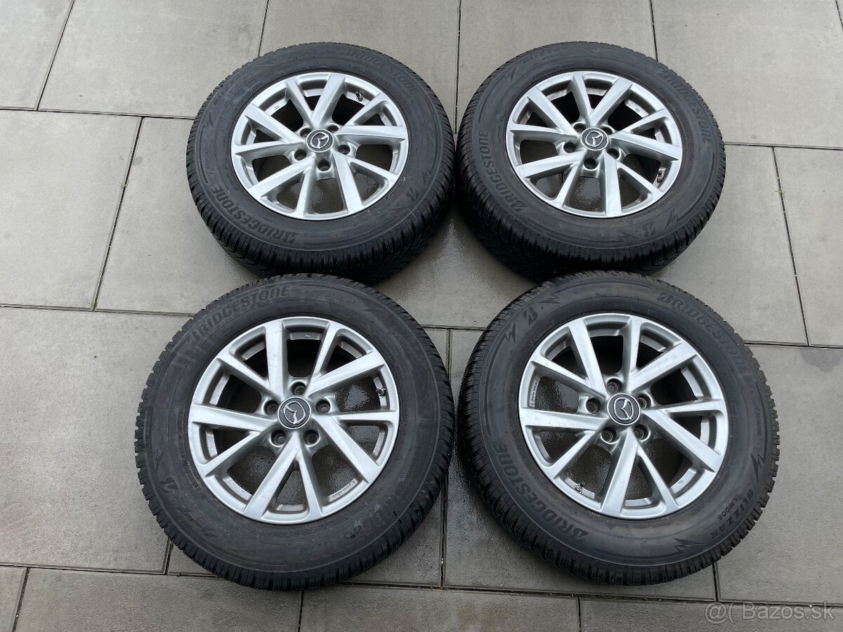 R16 Mazda 5x114,3  zimné 215/65 R16