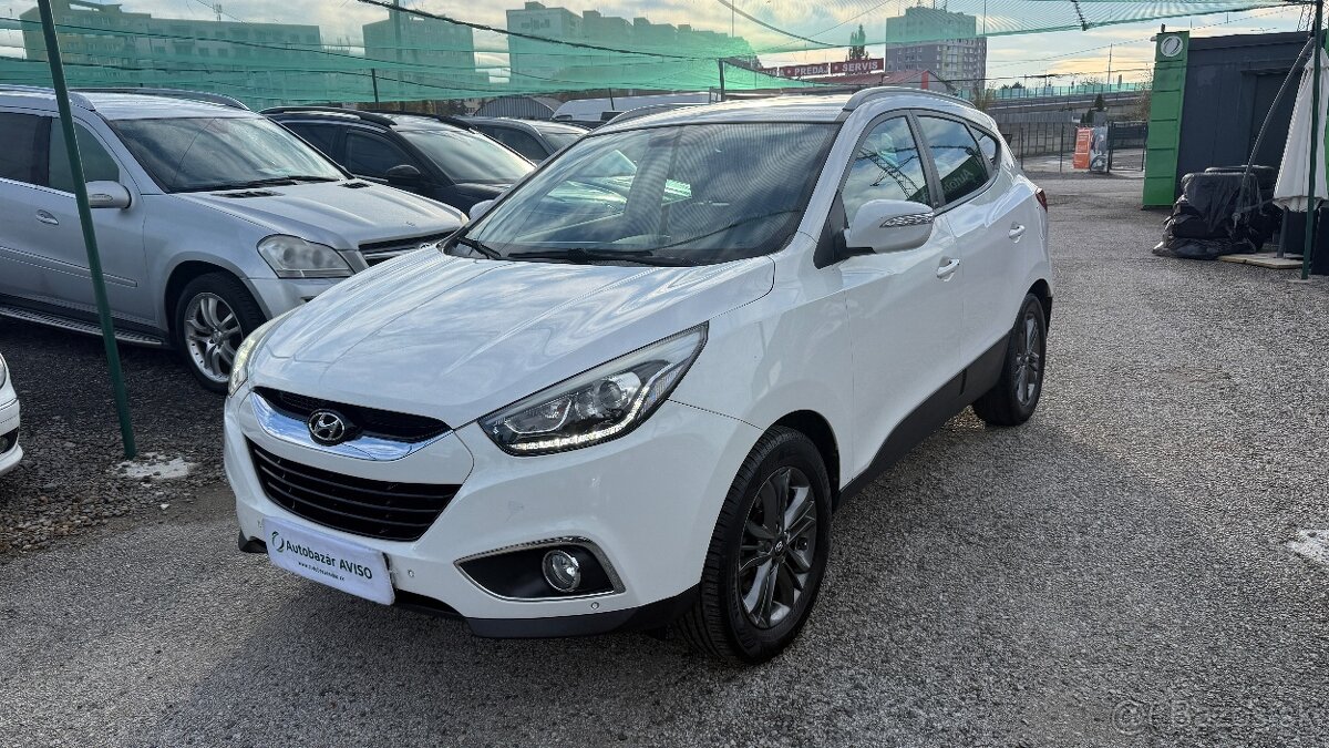 Hyundai ix35 Hyindai 2.0 CRDi VGT Premium 4x4 A/T 100k...