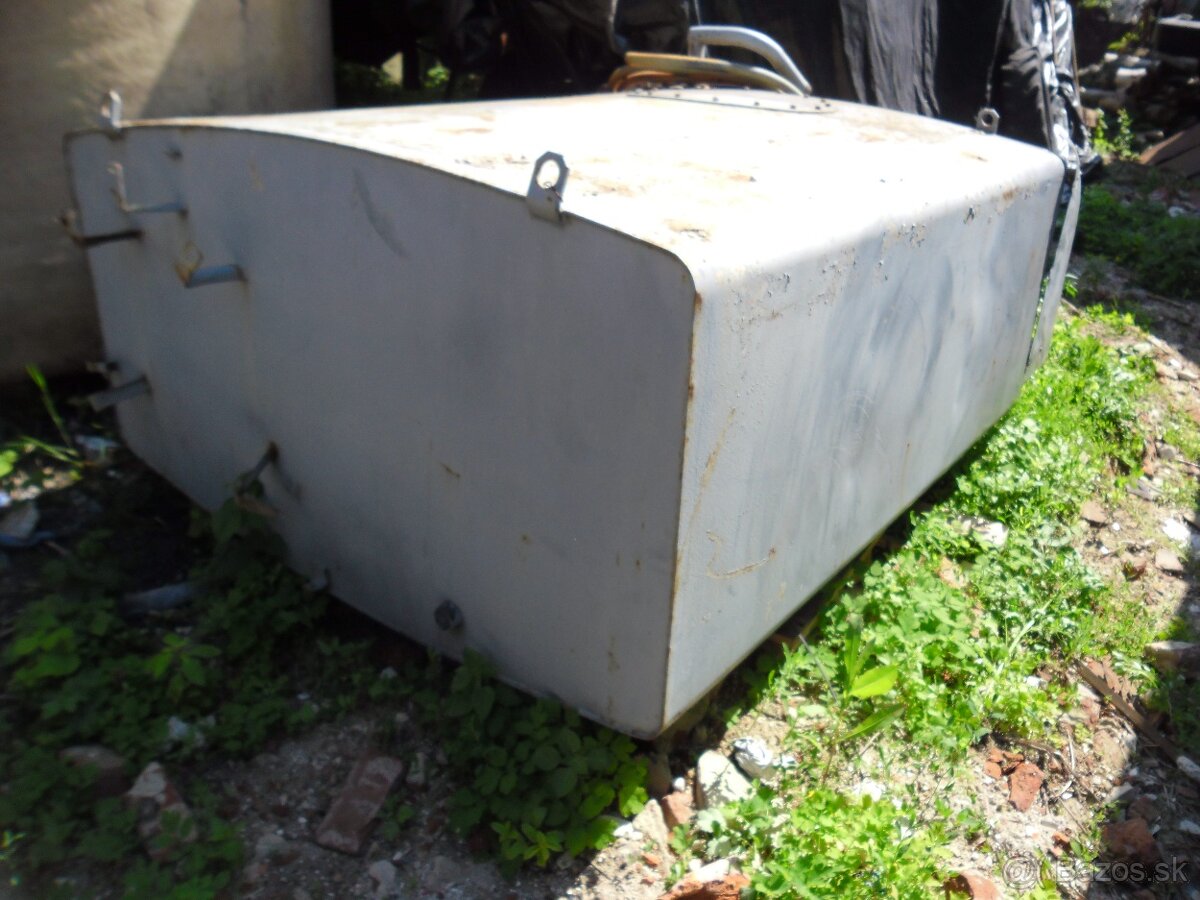 Predám železnú nádrž na MULTICAR M 24,25 s čerpadlom