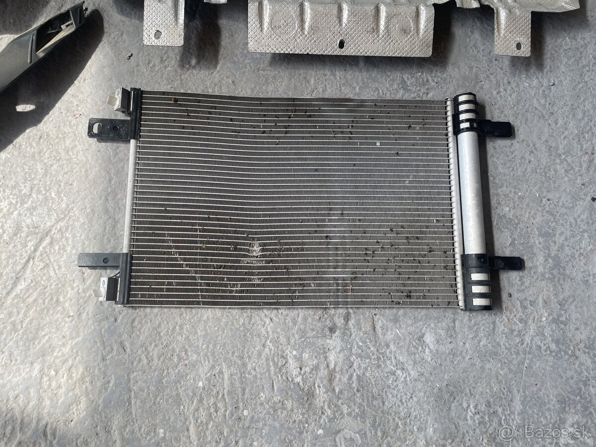 Peugeot partner Citroen berlingo chladic