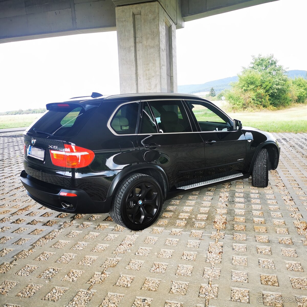 Predám BMW X5 e70