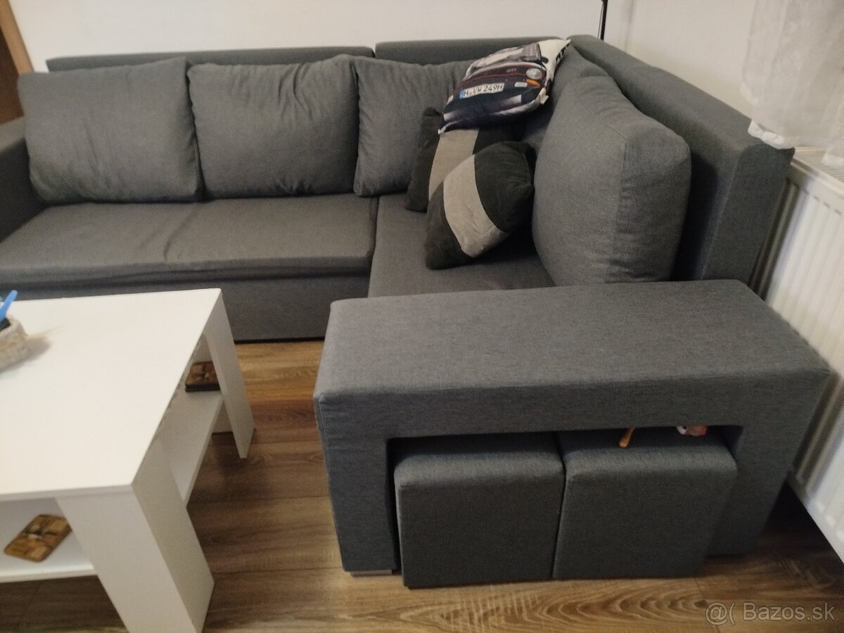 Rozťahovacia rohová sedačka