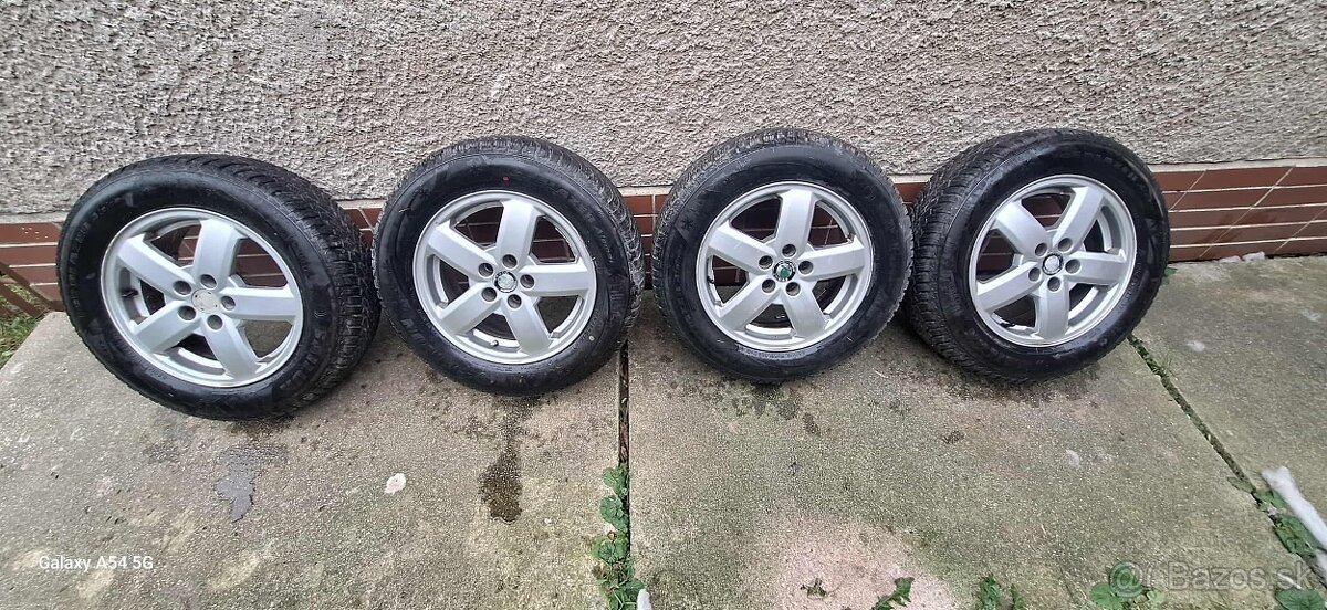 Elektrony Škoda R15