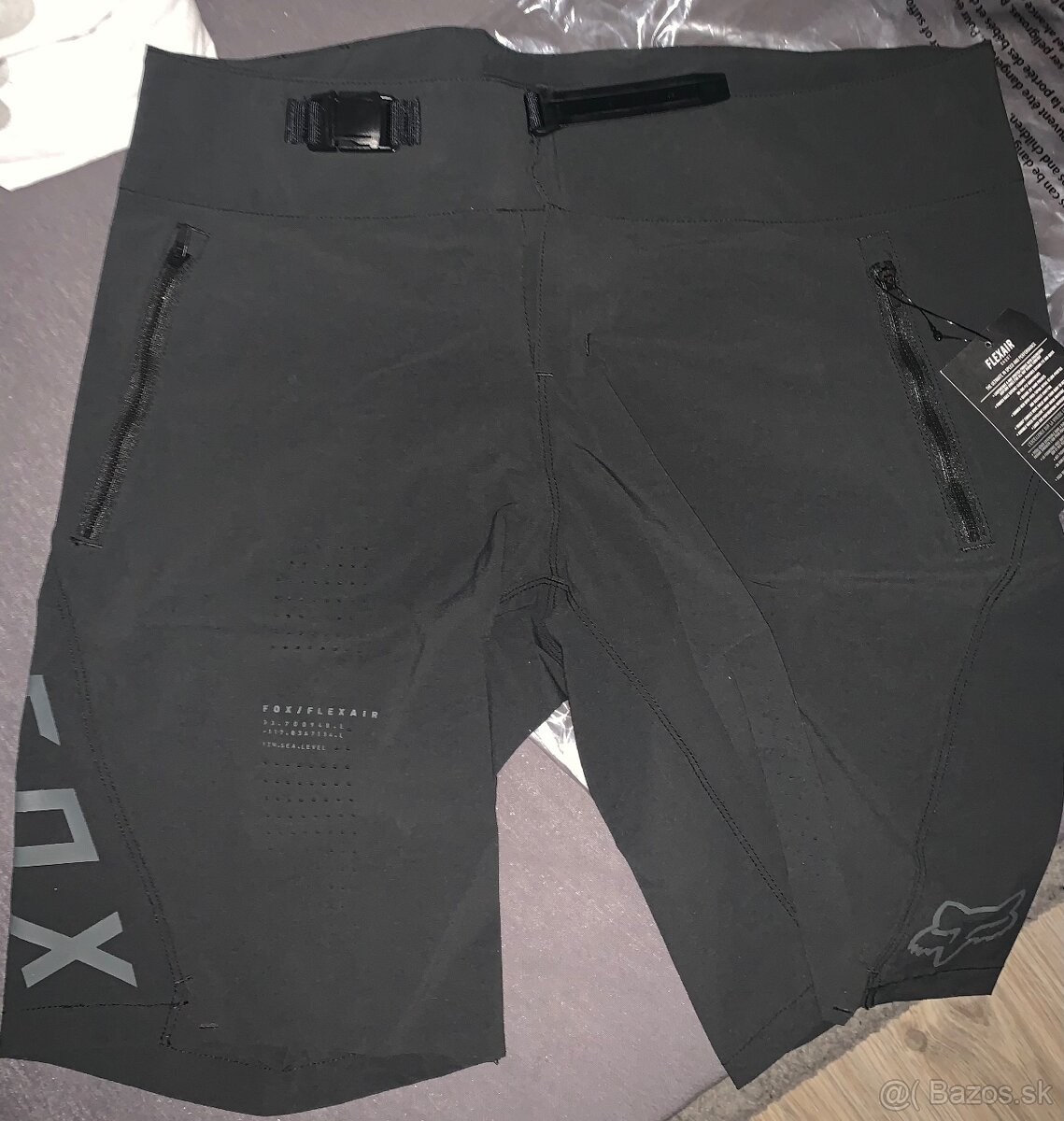 Predané Fox Flexair short nové