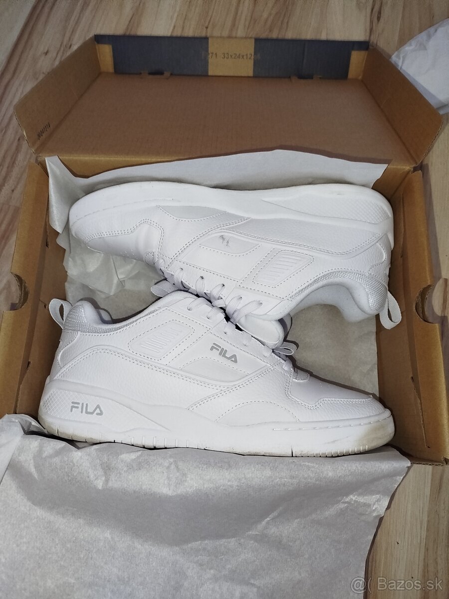 Fila tenisky