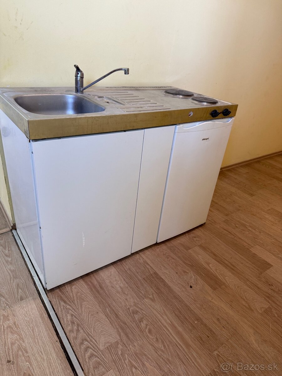 Predám minikuchňu 120cm, kovová LIMATEC AG