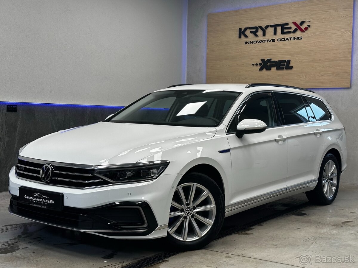 VW Passat Kombi GTE 1.4 TSI 160kw MATRIX LED,NELAKOVANÉ