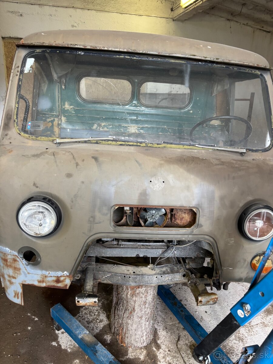Predam kabinu na uaz 452
