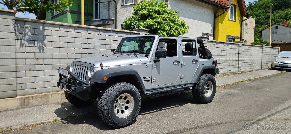 2012 Jeep Wrangler Unlimited Sport Sahara 3.6L V6
