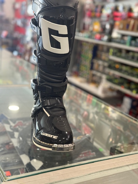 GAERNE SG 10 BLACK