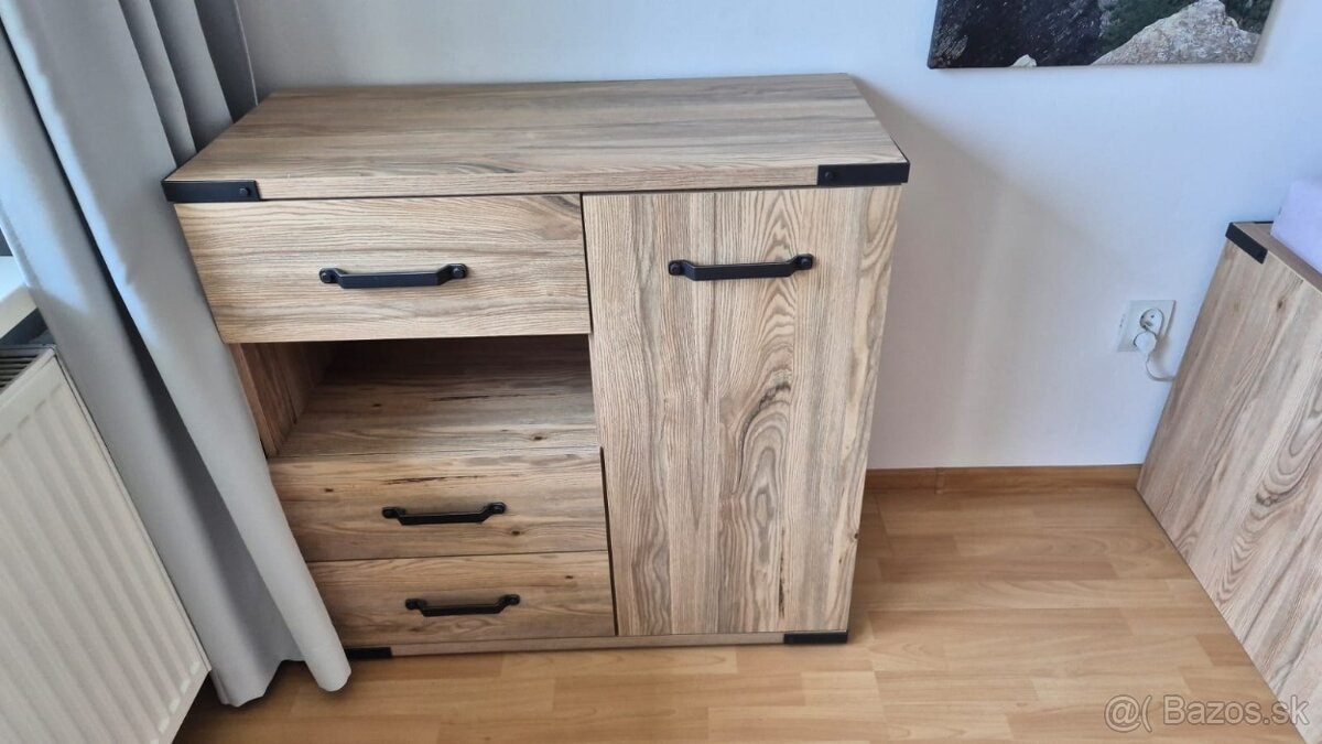 Študentský nábytok