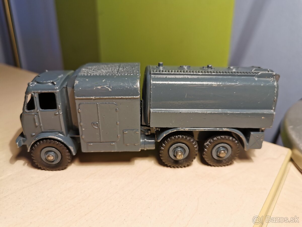 Dinky Supertoys Cisterna Army