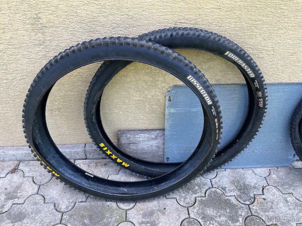 Plášte / Gumy 2x SCHWALBE 26x2.25 a 2x MAXXIS 29x2.4
