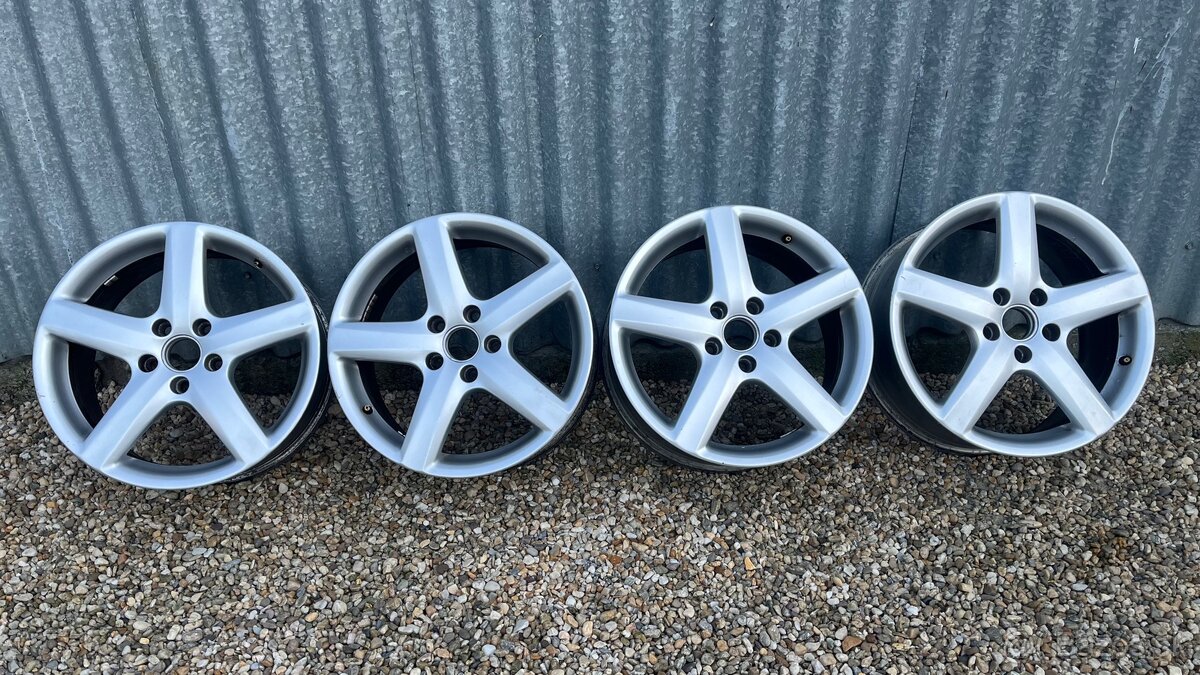 R17 disky originál VW