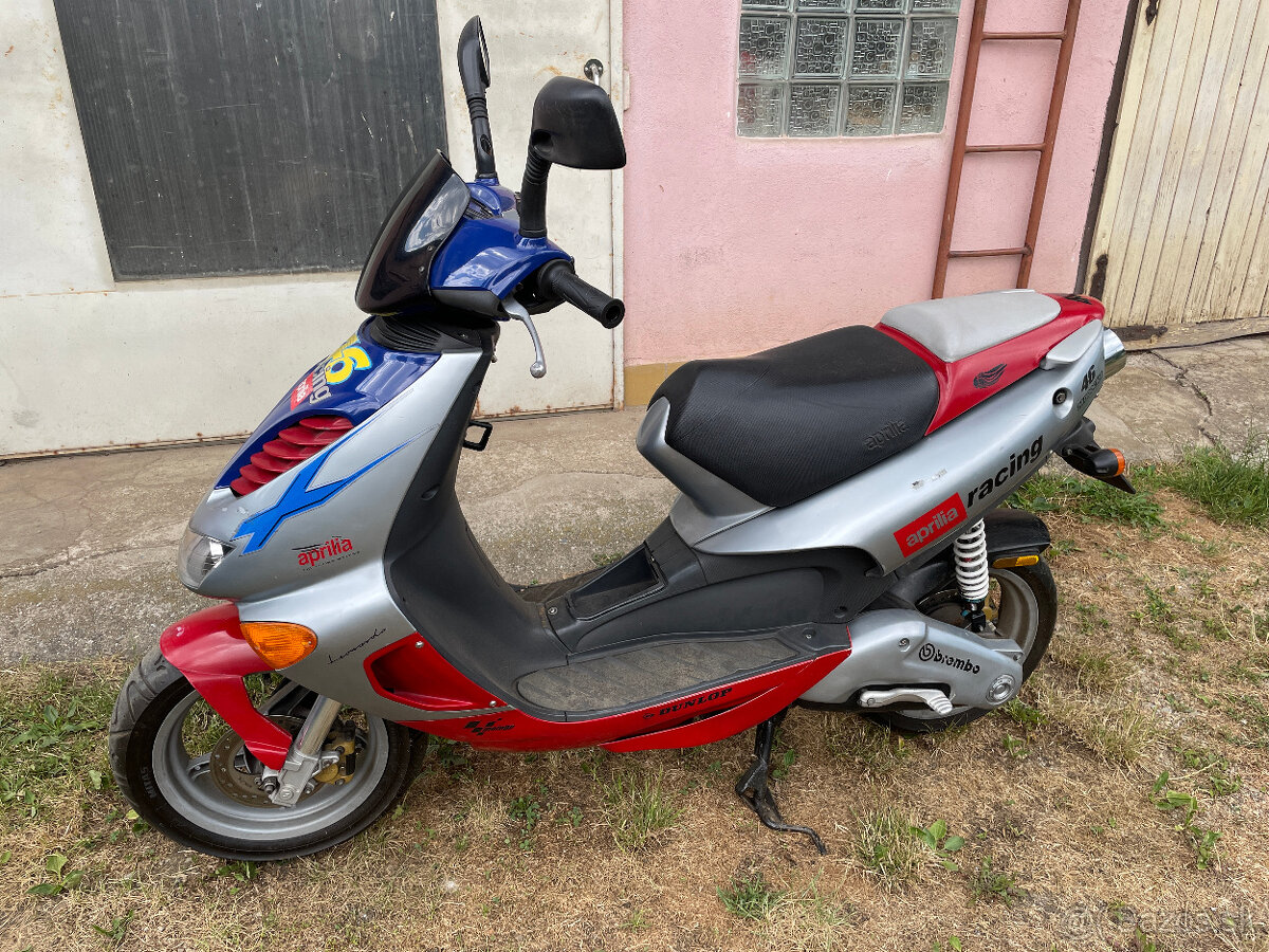 Aprilia SR 50 Racing Valentino Rossi edition