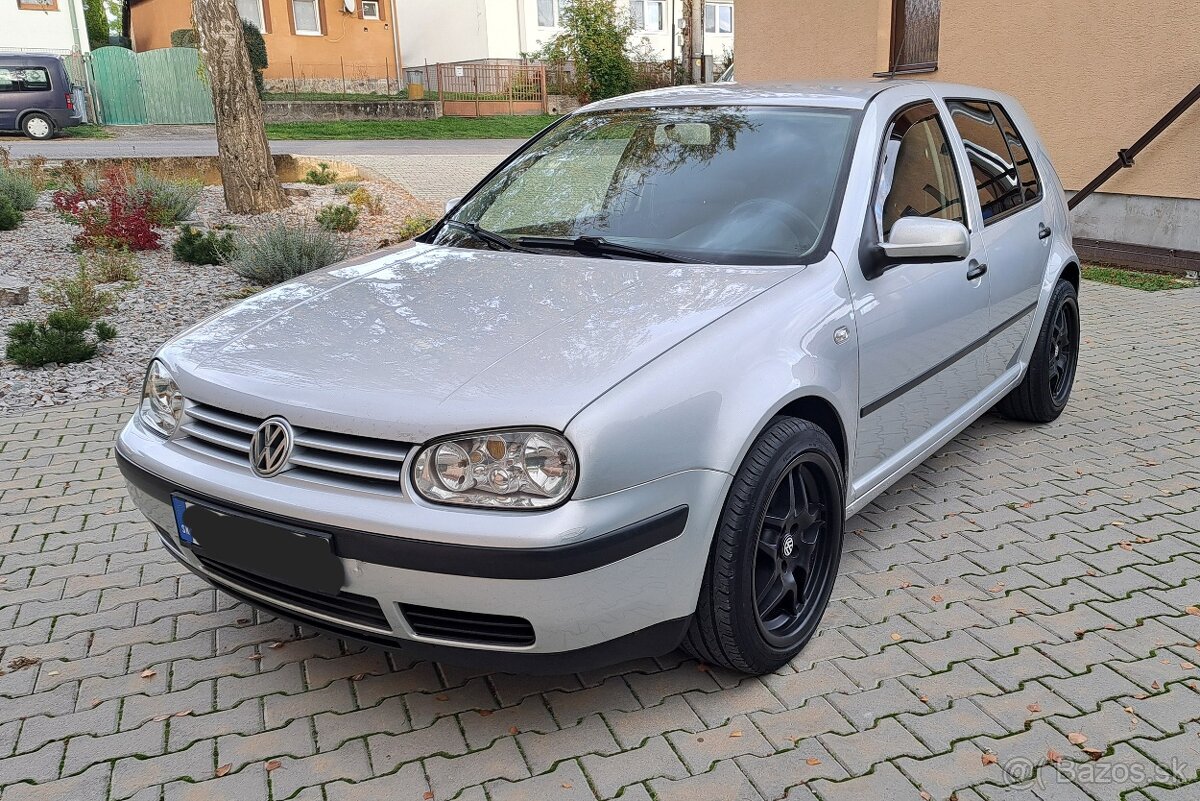 Volkswagen Golf 4 1.9.TDI 66kw r.v.2003 Kupene SR