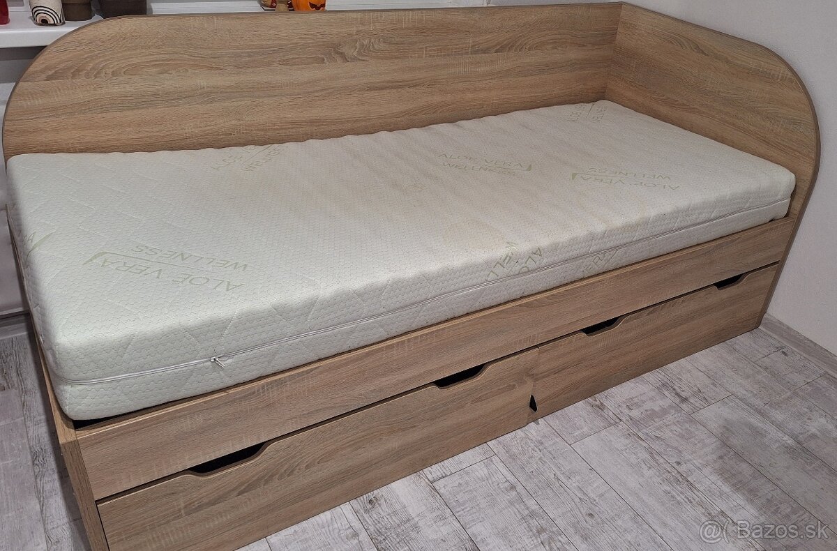 Postel 90x200 s roštom,úložným priestorom,matracom