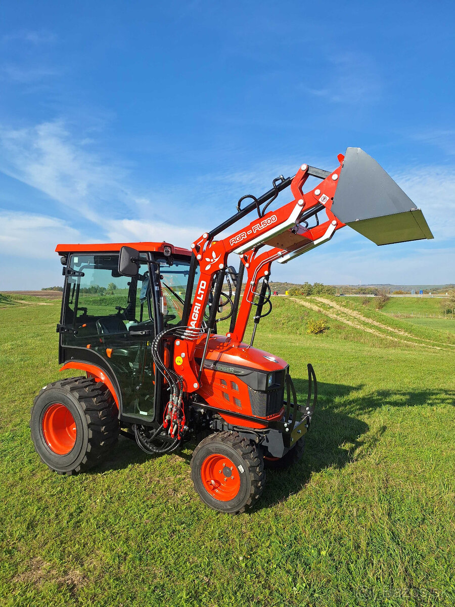 Malotraktor AVENGER - traktor s nakladačom