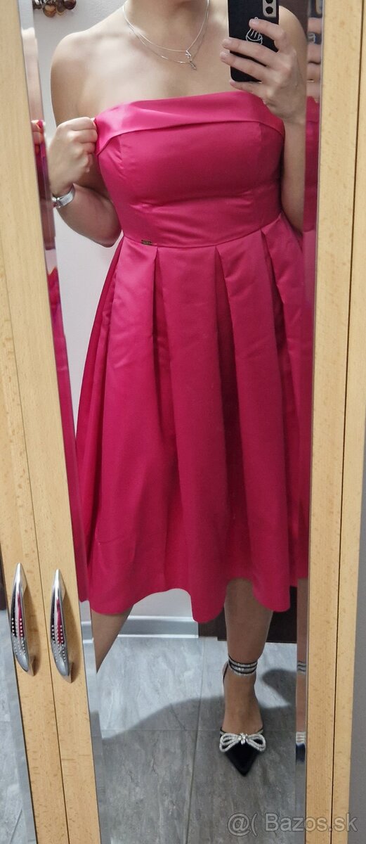 Ružové spoločenské midi šaty