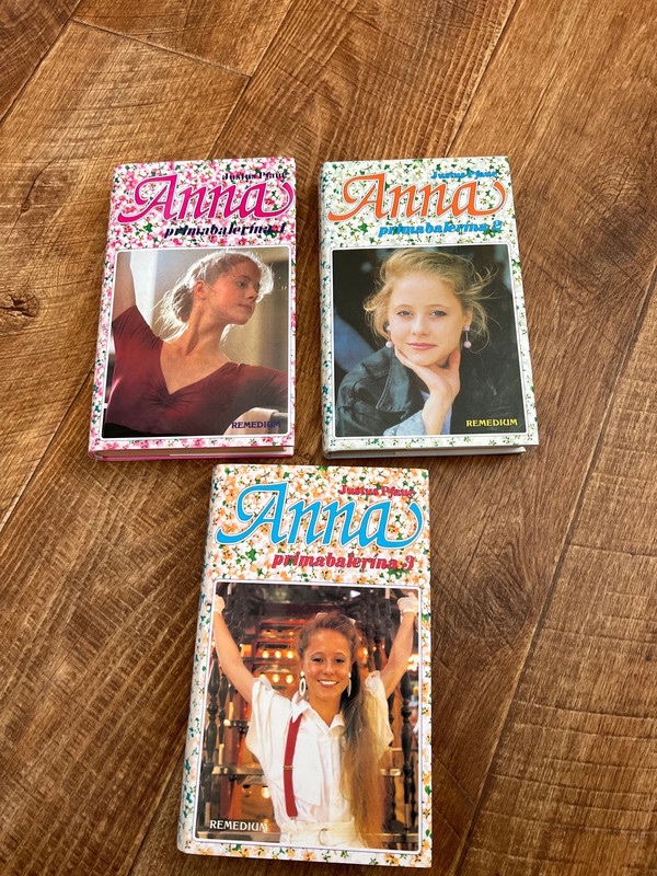 Pfaue Justus - Anna primabalerína 1, 2, 3