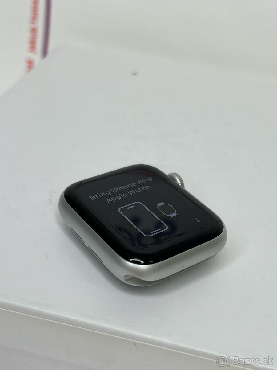 Apple Watch SE 2020 44mm Silver