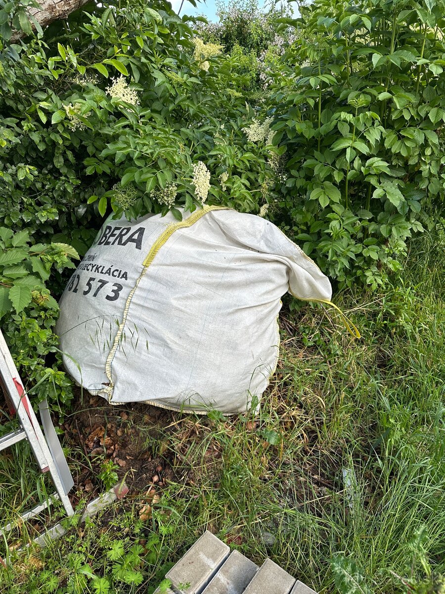 Predám Big bag,90x90x100 cm,1000kg