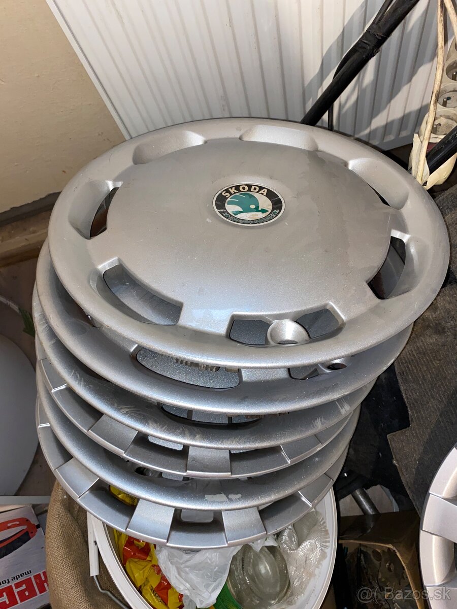 Puklice 8KS R15