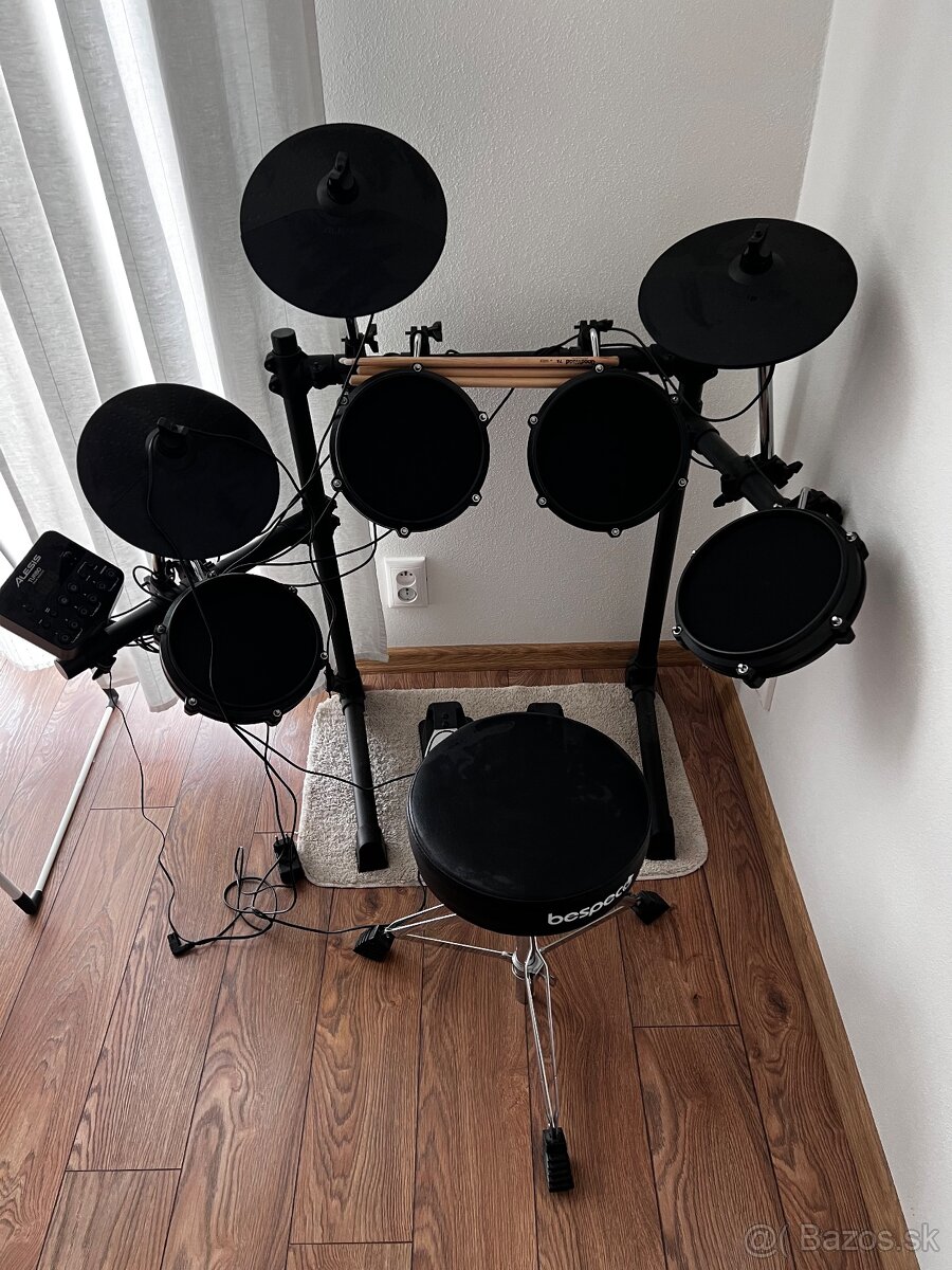 Alesis Turbo Mesh Kit Black Elektronická bicia sada