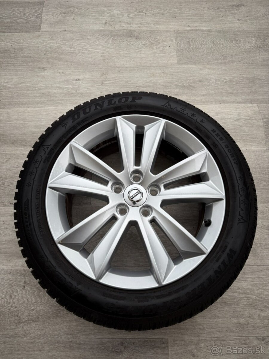 R17 ORIG.ZIMNÍ KOLA VOLVO V60/S60 225/50/17 DOT24