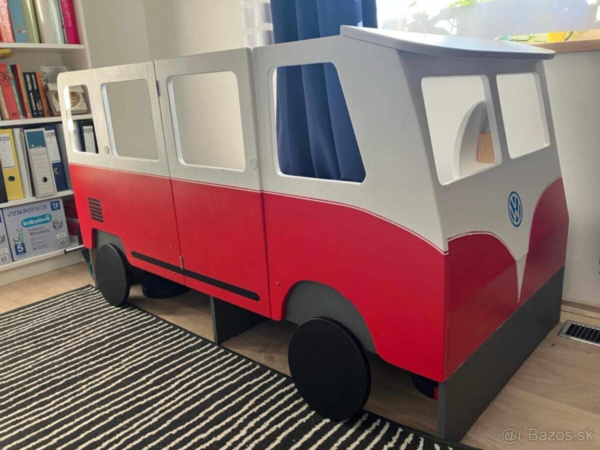 Detská posteľ auto