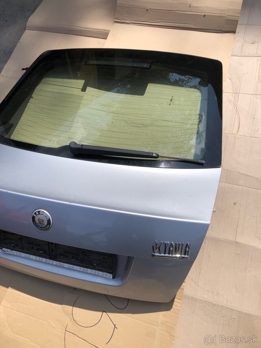 ŠKODA OCTAVIA 2 PÁTÉ DVEŘE ATD