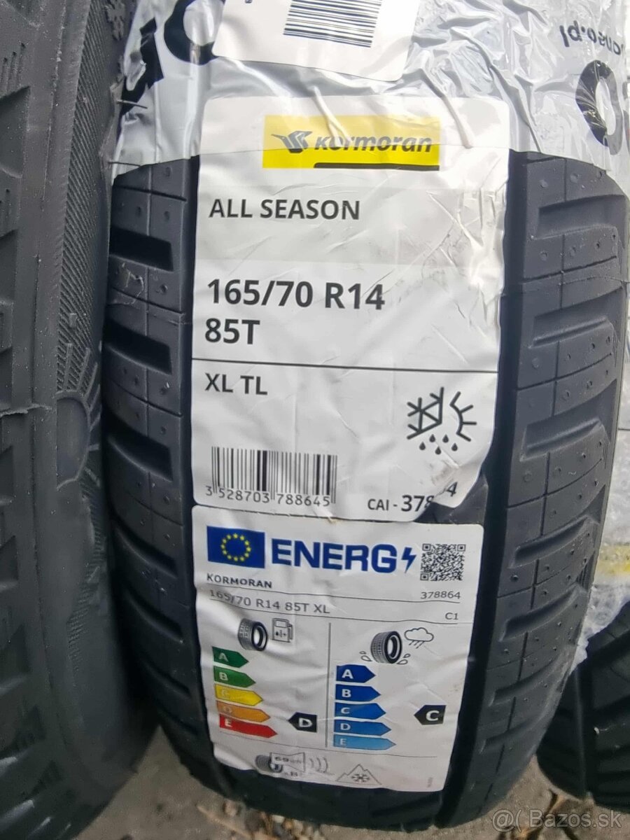 Celoročné gumy 165/70 R14 Kormoran