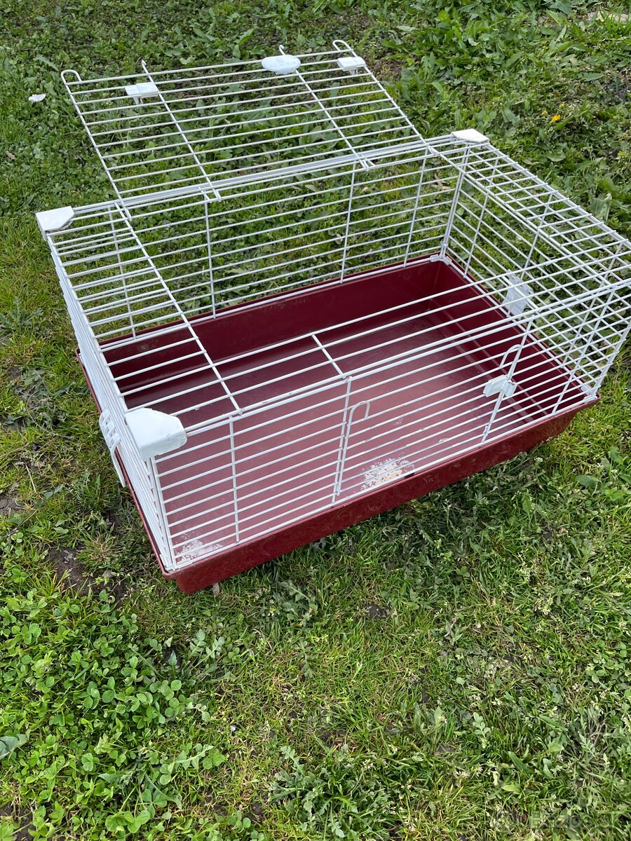 Predám klietku pre malého domáceho miláčika