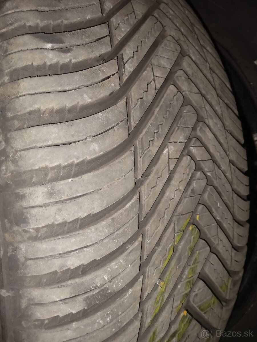 205/55R17 celoročné