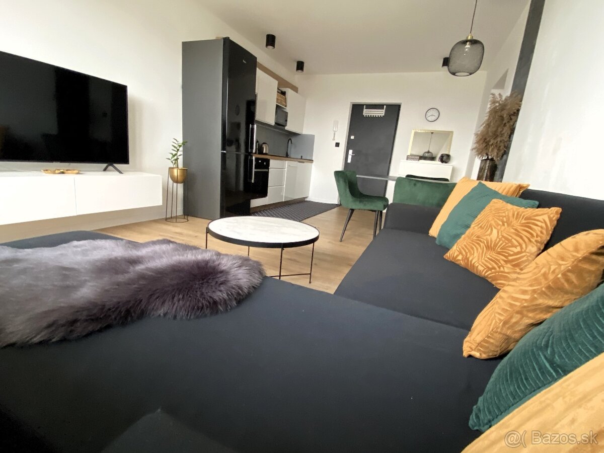 ✨ 2i byt - centrum - zariadený a komplet vybavený