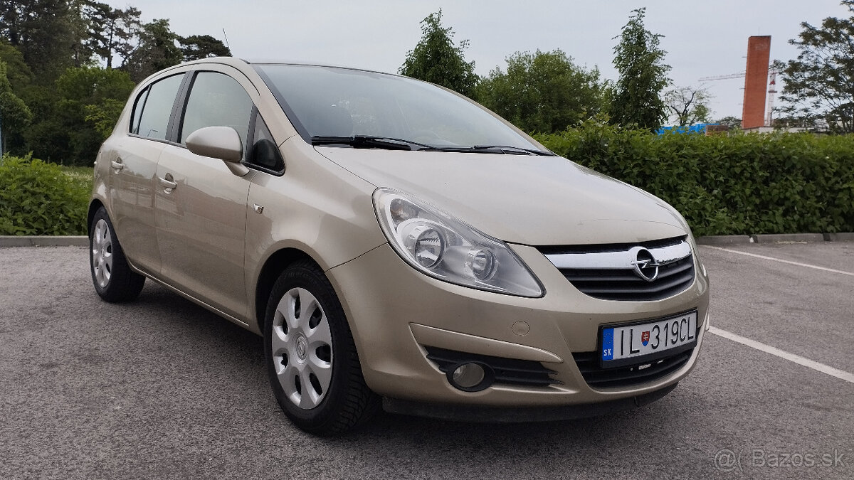Predám Opel Corsa 1.2 benzín automat