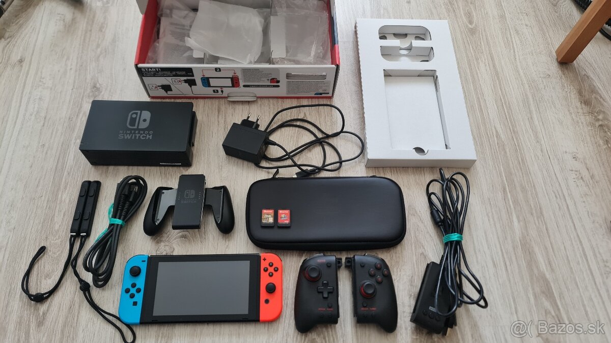 Nintendo Switch + Hori Pad Split PRO ovládač