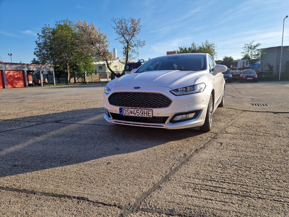 Ford Mondeo Vignale Hybrid