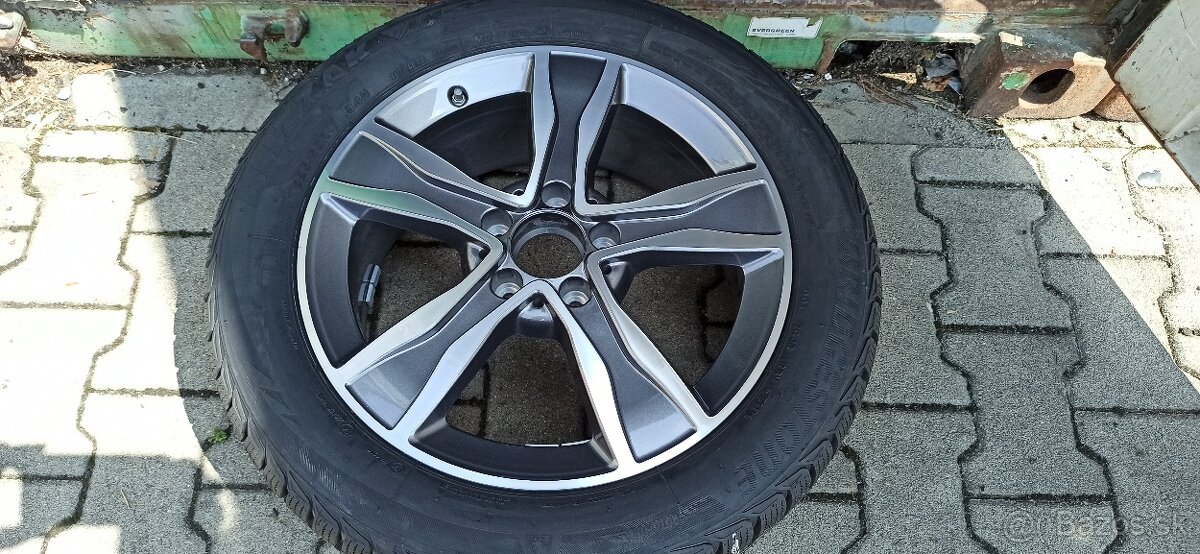 Komplety 225/50 R17 94H
