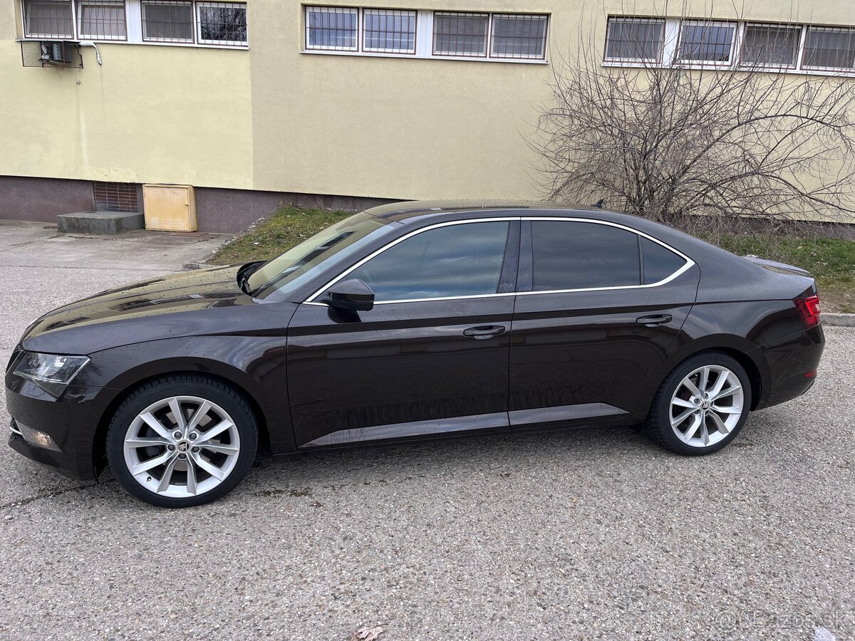 Skoda superb 2.0 tsi
