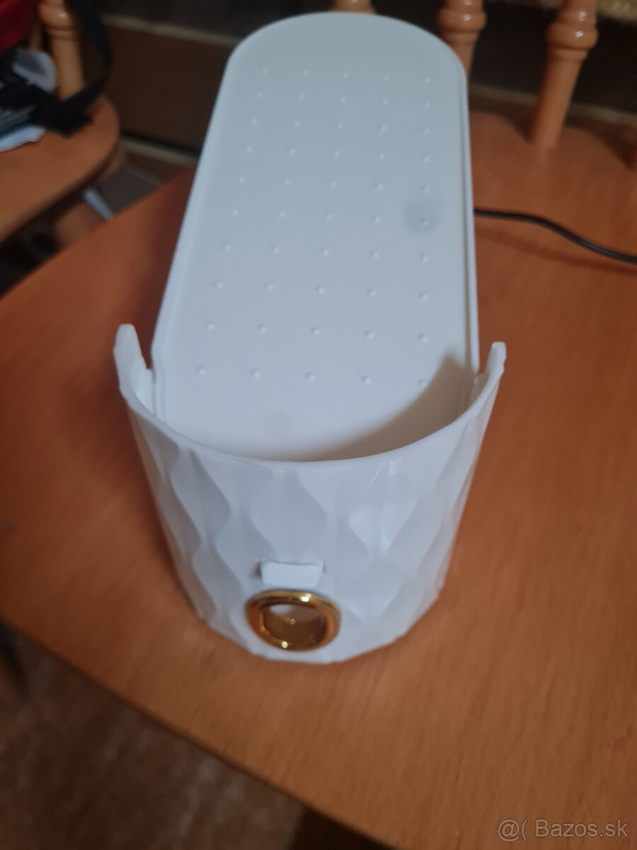 Stojany na obuv