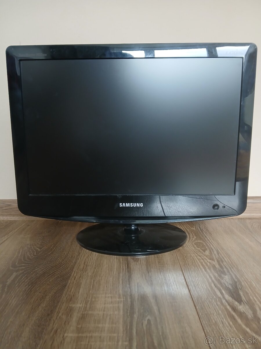 Predám starší malý televízor Samsung