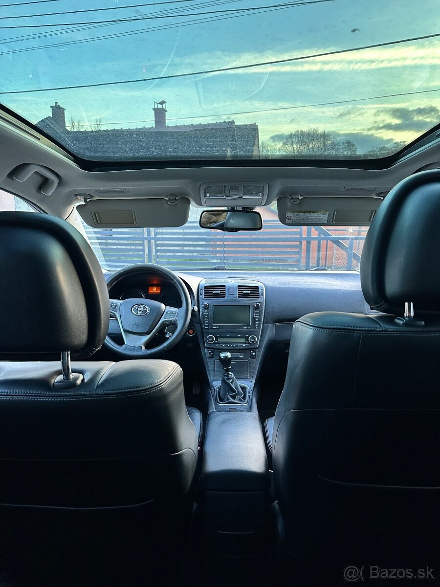 Toyota Avensis 2.2 110kw 2011 FULL