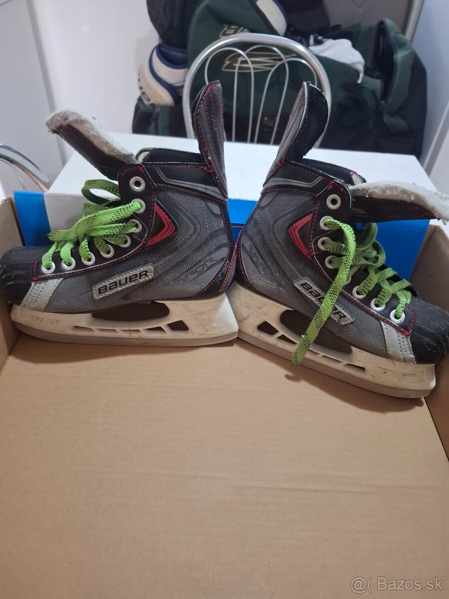 Predám detské  korčule Bauer vapor x30