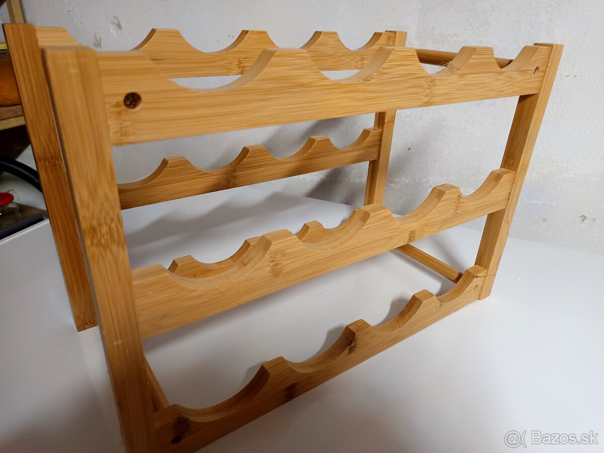 Drevený stojan na víno nový