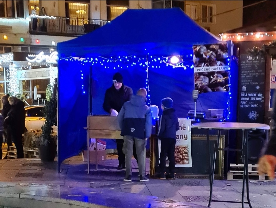 Stánok na Pečené Gaštany