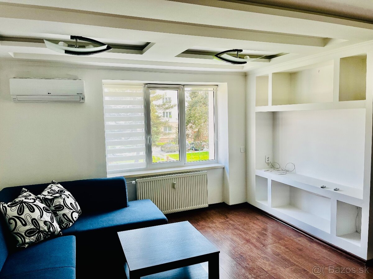 SLNEČNÝ 3. izbový byt, 69m2 Humenné