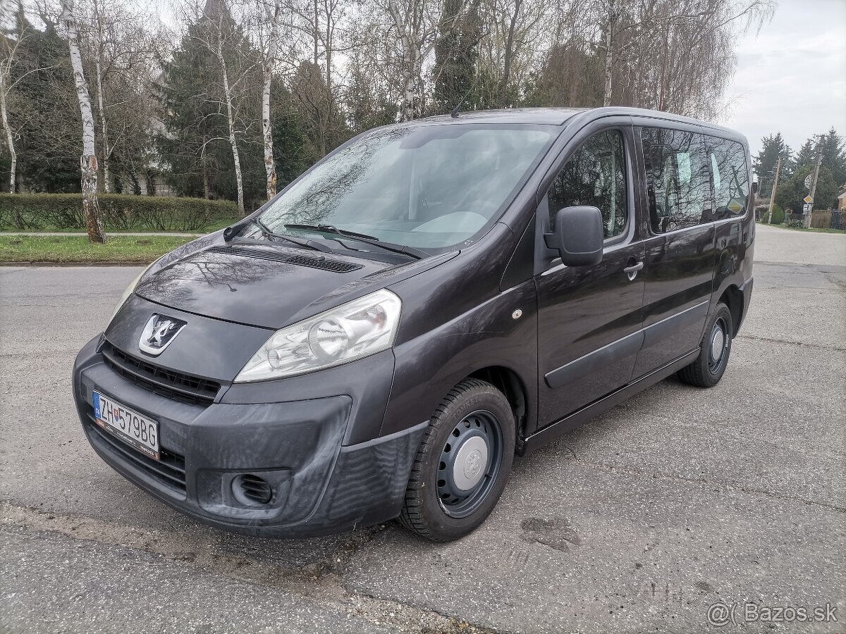 Peugeot Expert 6-miestne